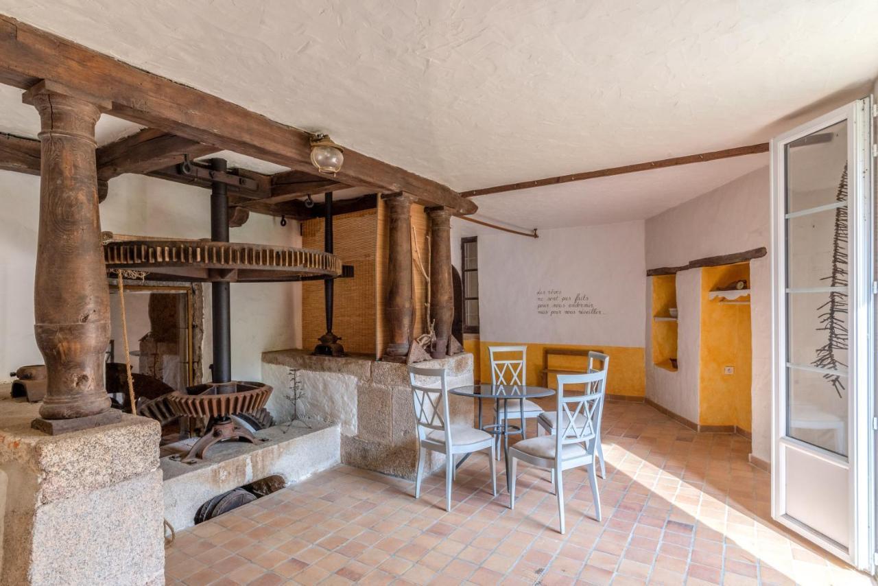 Le Moulin De Pilet Villa Mortagne-sur-Sevre Exterior photo